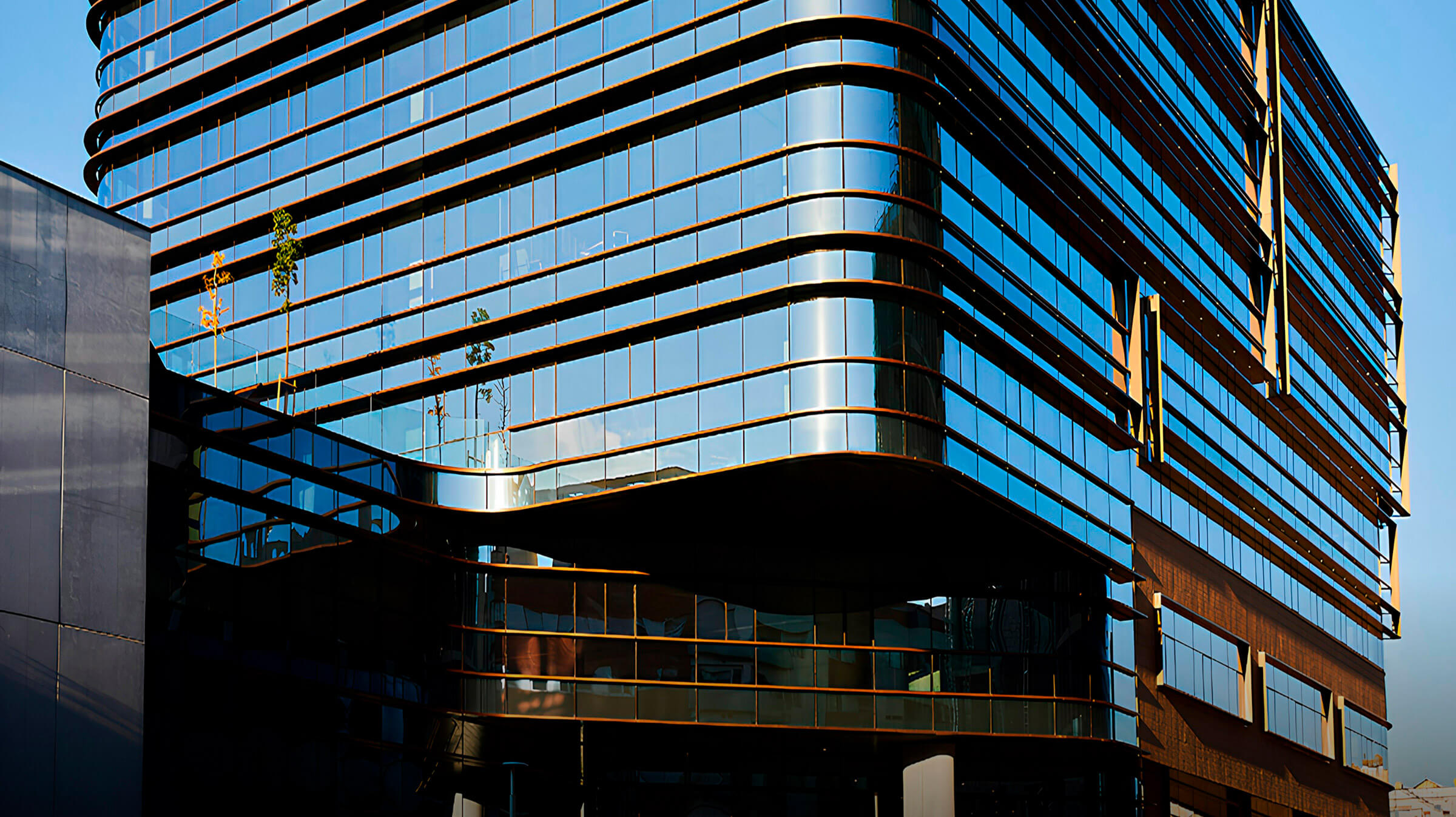 Fachada principal de Urbit, Barcelona, un complejo de oficinas ubicado en una zona privilegiada del distrito tecnológico 22@ de Barcelona.